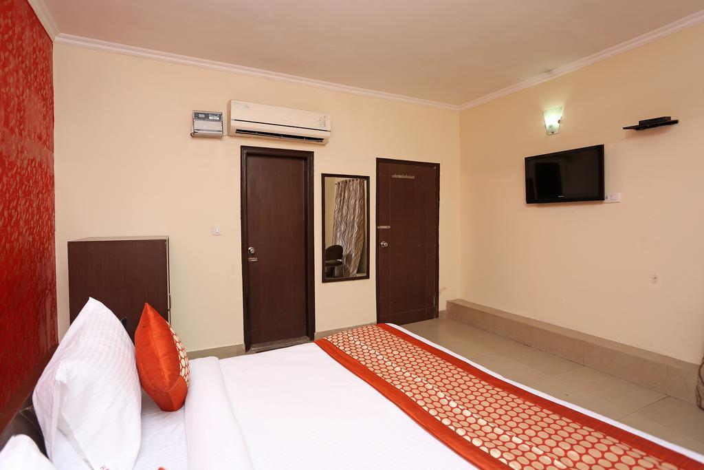 Hotel Le Princess @ Airport Neu-Delhi Exterior foto