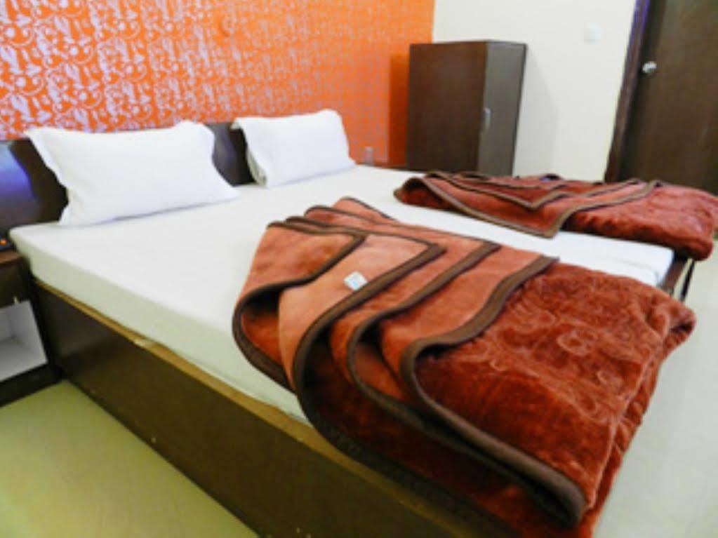 Hotel Le Princess @ Airport Neu-Delhi Exterior foto