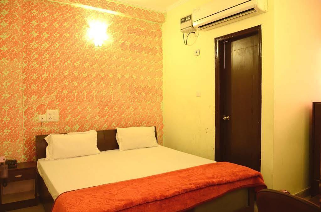 Hotel Le Princess @ Airport Neu-Delhi Exterior foto