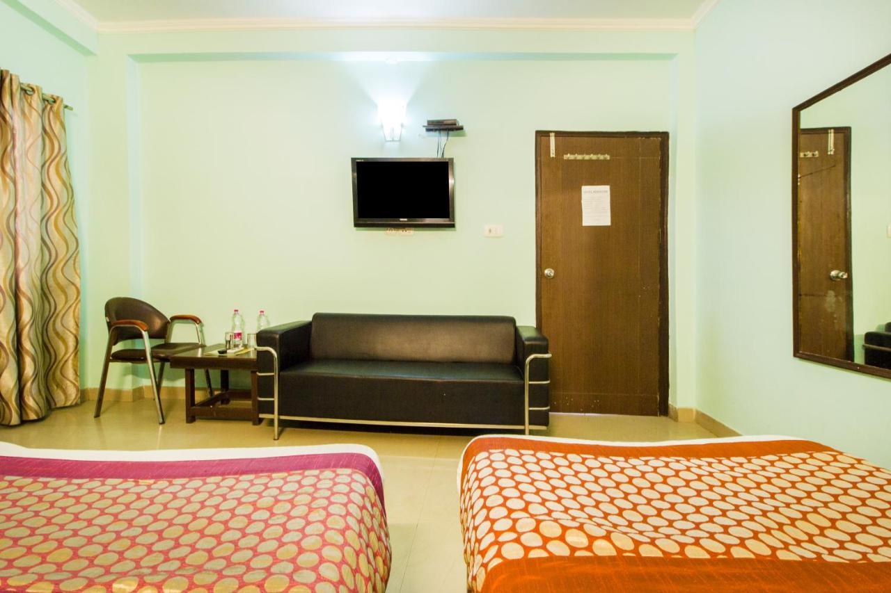 Hotel Le Princess @ Airport Neu-Delhi Exterior foto