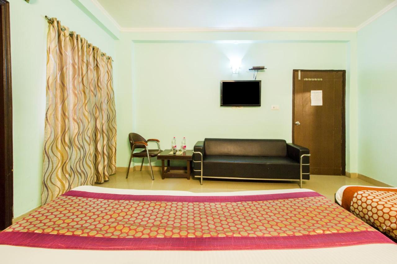 Hotel Le Princess @ Airport Neu-Delhi Exterior foto